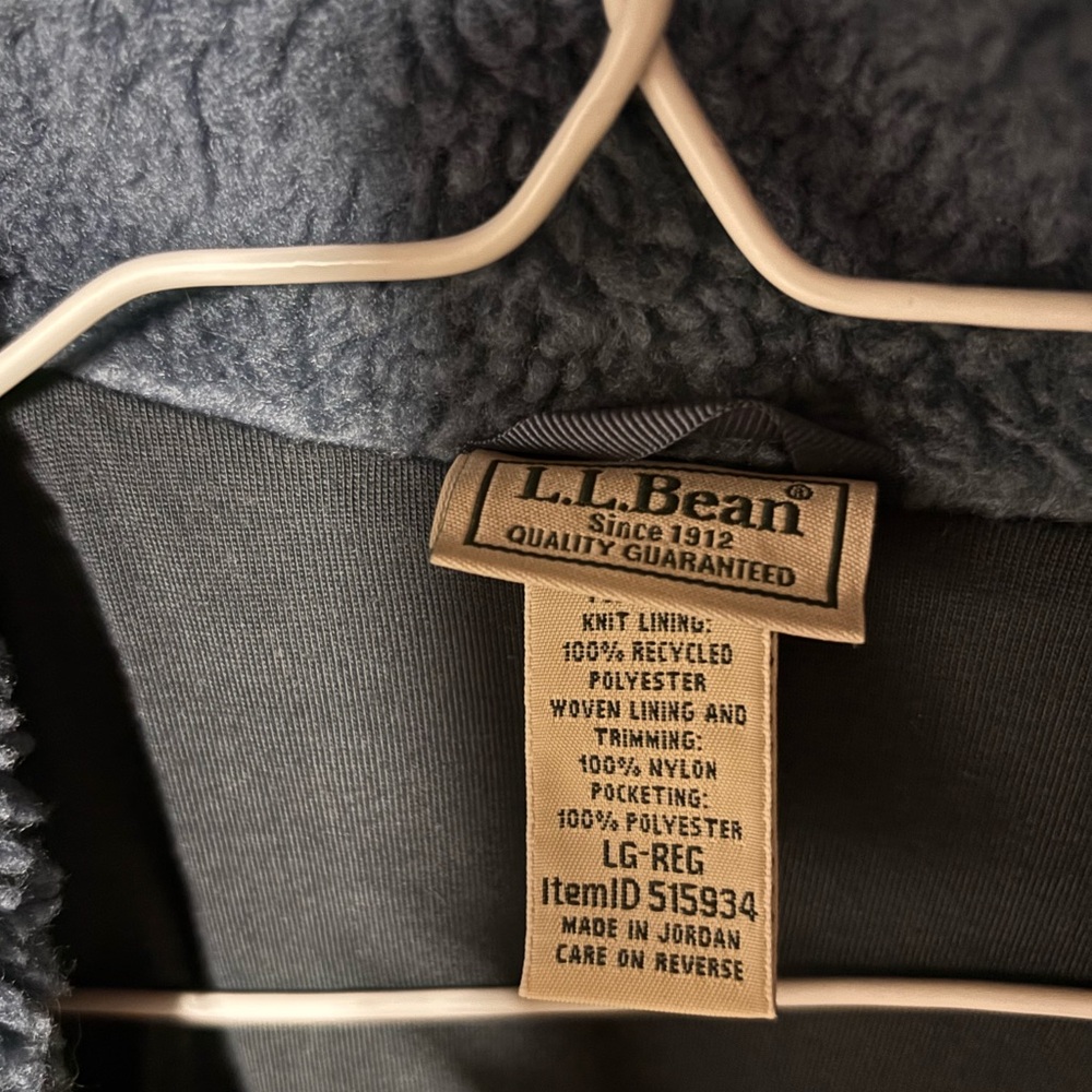 L.L. Bean Women’s Sherpa Fleece Vest - NWOT - Picture 8 of 9